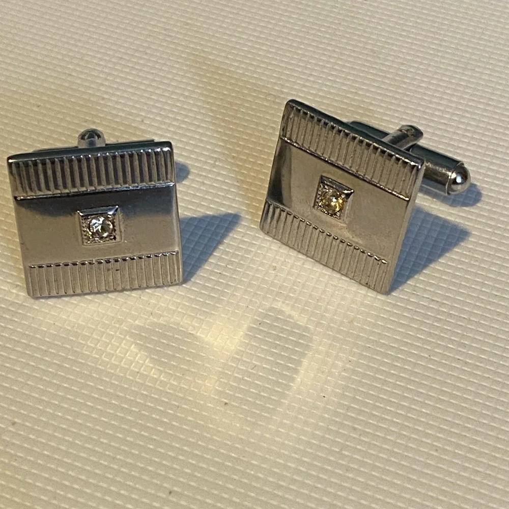 Vintage Silver Tone Square Cufflinks / Cuff Links